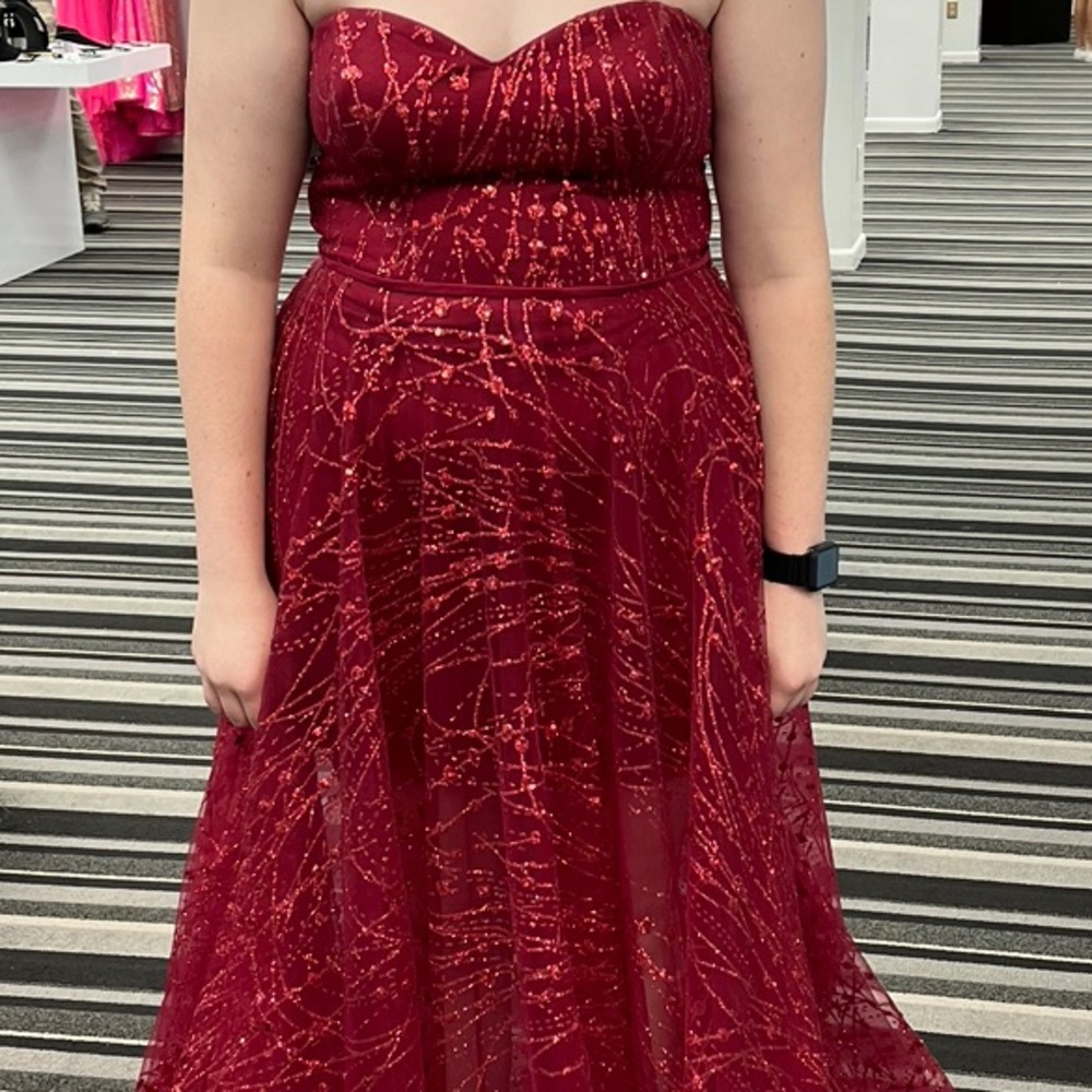 Long, Strapless Prom Dress